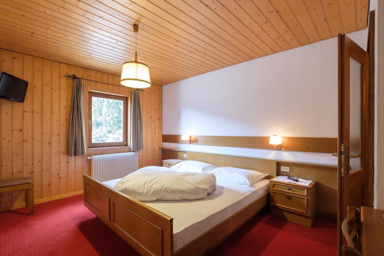 Gasthof Loewen 노바레반떼 외부 사진
