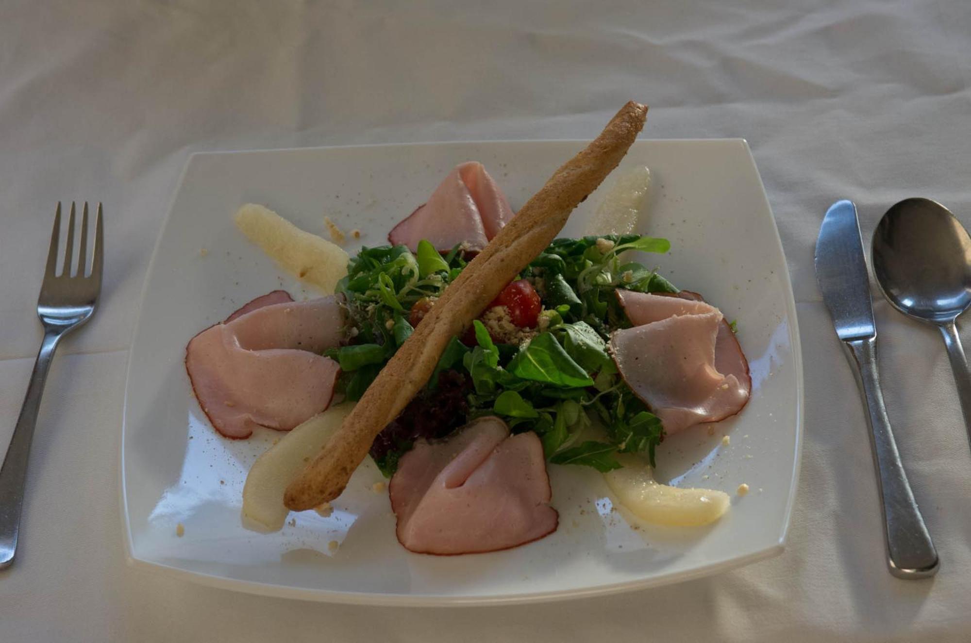 Gasthof Loewen 노바레반떼 외부 사진